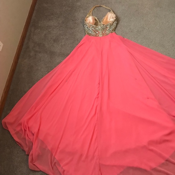 Night Moves Prom Dress - Picture 2 of 6